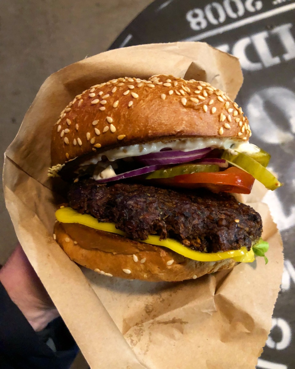 Hold The ‘Cheese’ on This Excellent Vegan Burger – Freddy & Hicks at Platform – Glasgow – James vs. Burger